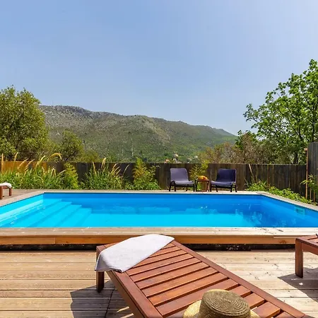 Ares - Private Swimming Pool * Zaton (Dubrovnik-Neretva)